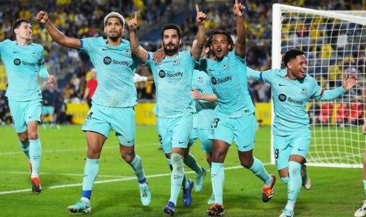 半岛体育官网-巴萨新年开门红却毫无喜气为什么？