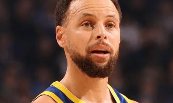 库里生涯第229次单场25+且罚球不足5次，其余无人达到200次