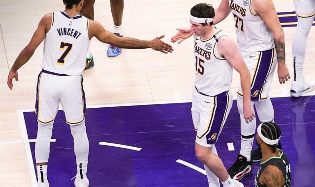 半岛体育官网-季后赛前“放羊”导致首战惨败？湖人重点纠错欲反弹