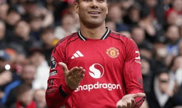 半岛体育APP下载-C罗力邀卡塞米罗加盟利雅得胜利，巴西中场成转会焦点|克里斯蒂亚诺·罗纳尔多|曼联|利雅得胜利足球俱乐部|马卡报|球队_新浪体育_新浪新闻