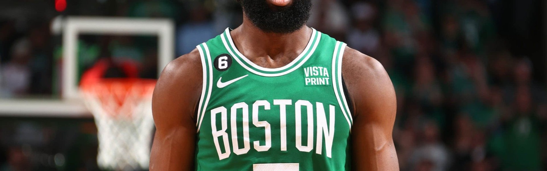 半岛体育APP下载-杰伦·布朗：科比是我的GOAT，他不仅打球还是个思想家和学者