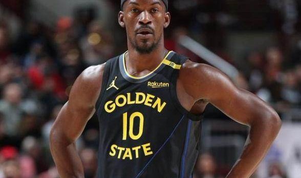 半岛体育官方网站-两战28罚自称状态低迷 强硬吉米让勇士再萌冠军梦